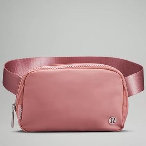 Brier Rose everywhere belt bag
